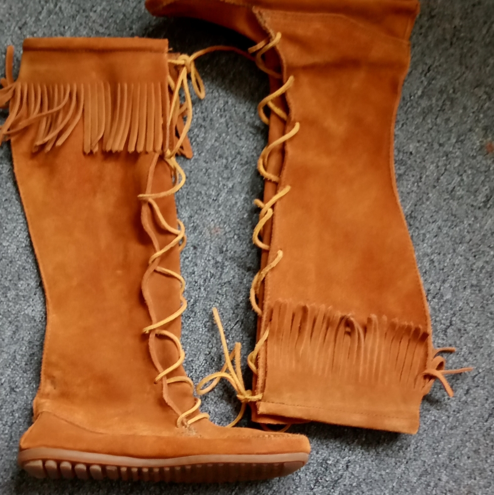 Minnetonka boots